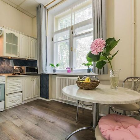 2Х-Кімнатна Квартира На Майдані Незалежності Kiew Exterior foto